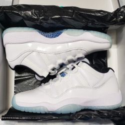 DS NIKE Air Jordan XI AJ 11 Low (GS), 4.5Y Kids or 6 Women's