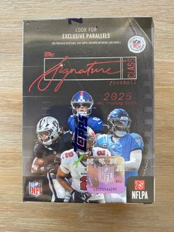 2025 Topps Signature Class Football Blaster Box (Factory Sealed)