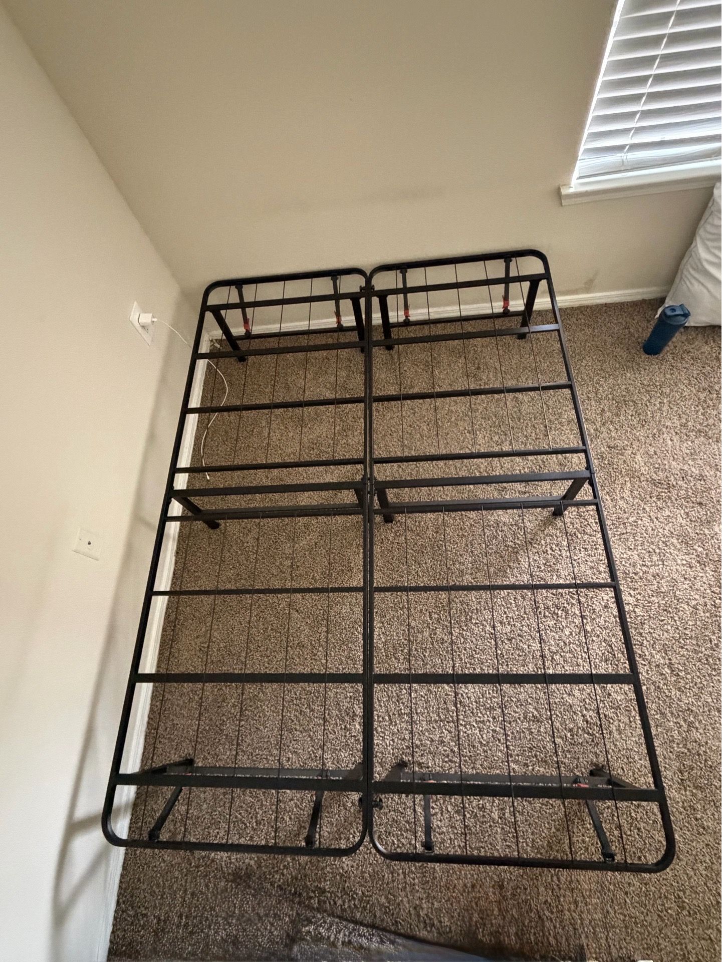 Bedframe Full size