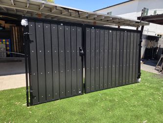 Rv gate