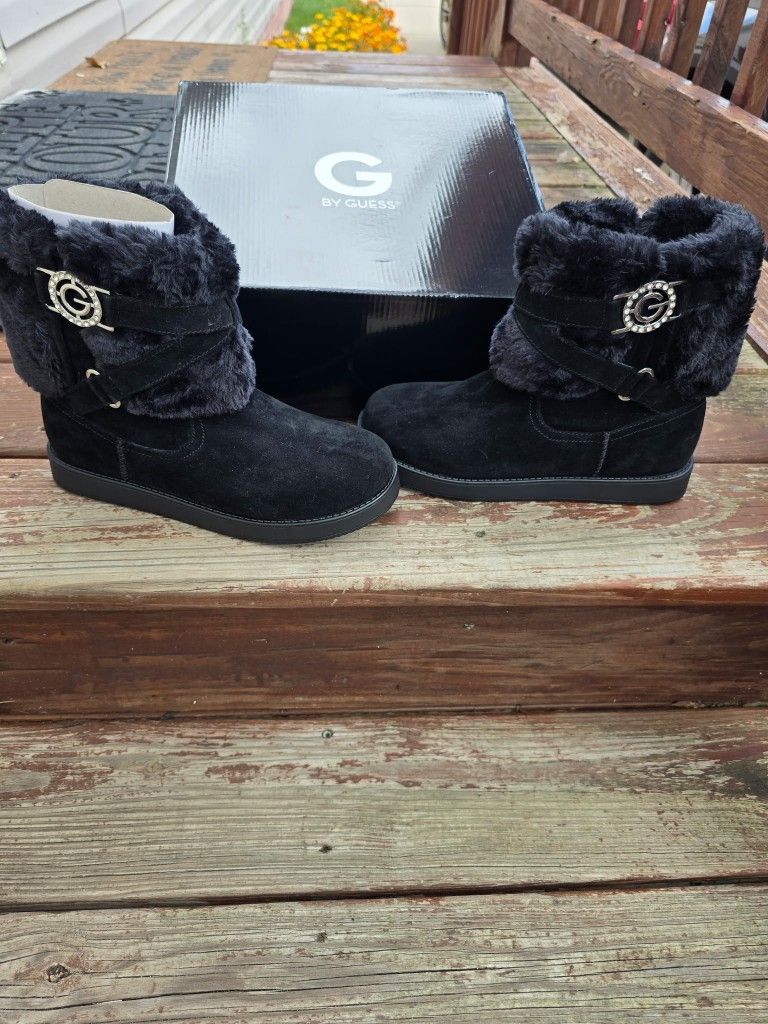 Women's Guess Boots Size 7 New