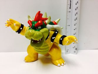 Super Mario Character BOWSER Action Figure Nintendo 2007