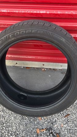 Cooper 215/45ZR17 Performance Tire