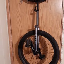  This Would Make a Great Birthday Or Christmas Present! $55.00 Or Trades Considered! A SUN UNICYCLE. NEVER RIDDEN. 