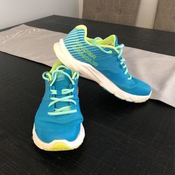 Under Armour Youth Tennis Shoes