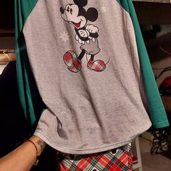 Disney Mickey Plaid 2 Piece Sleepwear Set. Size Medium