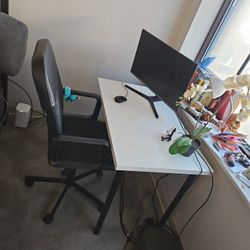 Desk + Chair 