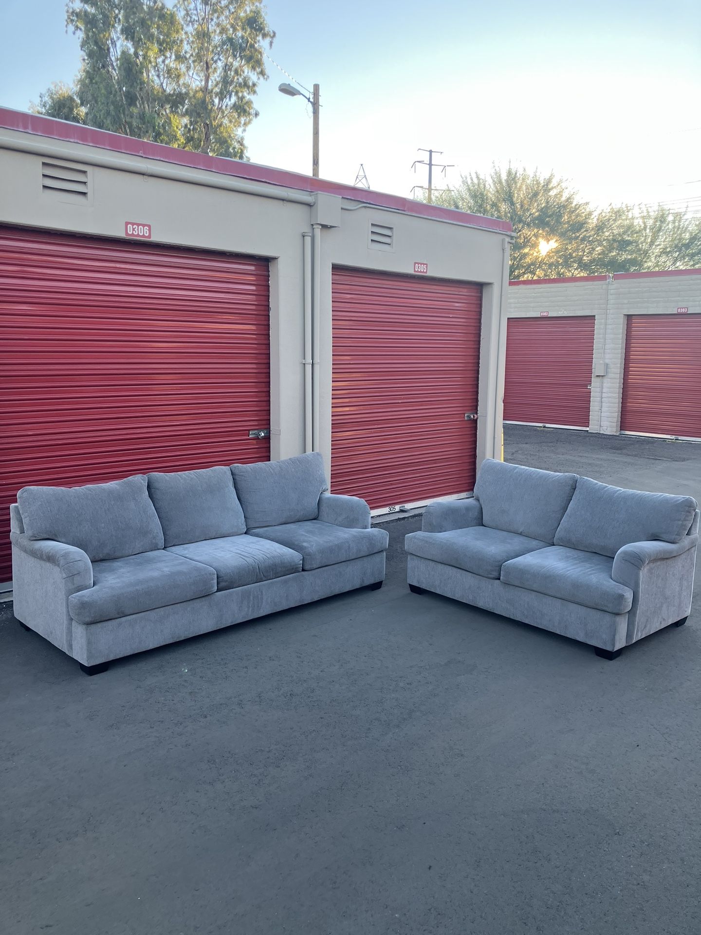 Delivery ~ Modern Gray Sofa Set
