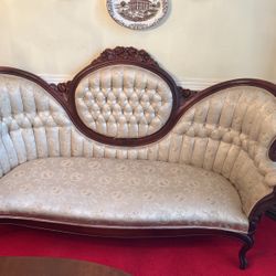 1900 Century Queen Ann Sofa