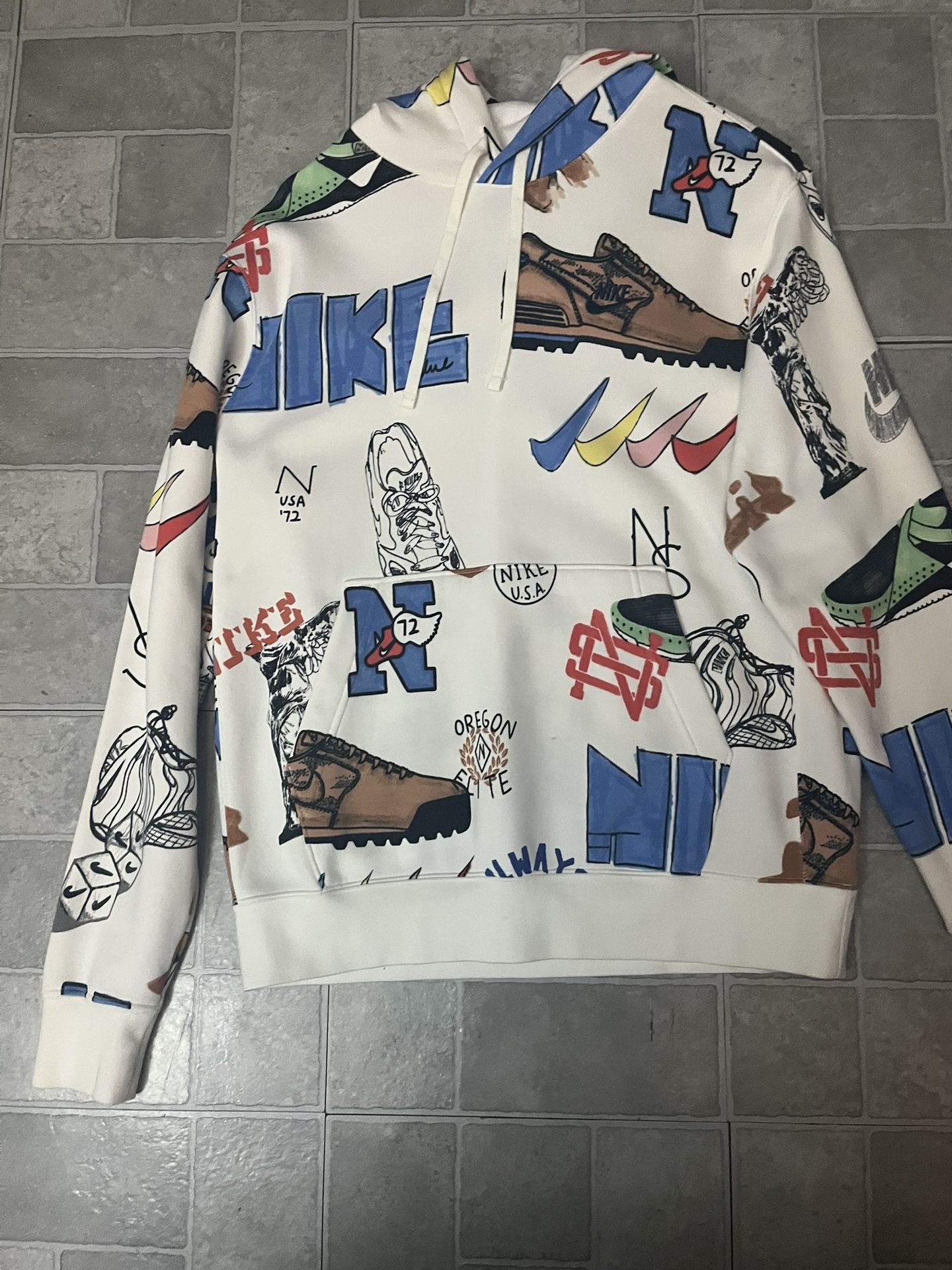 Nike Sweater Size Meduim Men