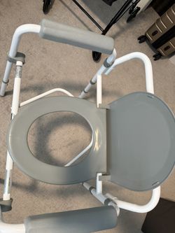 Adjustable Toilet Seat Riser 