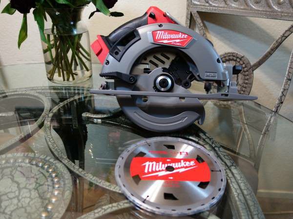 Milwaukee M18 Circular Saw (Tool Only)