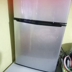 Small Refrigerator Mini