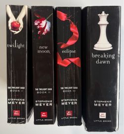 Twilight Saga 4 Book Set