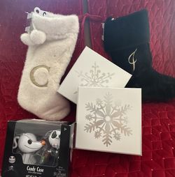 🆕Christmas Decor Bundle $5each 