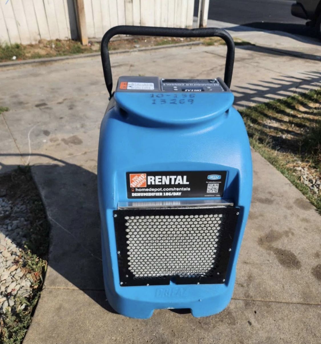 1200 Commercial Dehumidifier With Pump, 18 Gallon,...