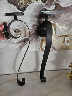 Wall candle holder