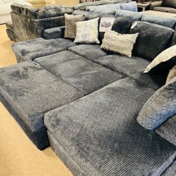 Double Chaise Stunning Sectional!