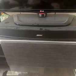 LG 50 Inch TV With Bose Speaker 