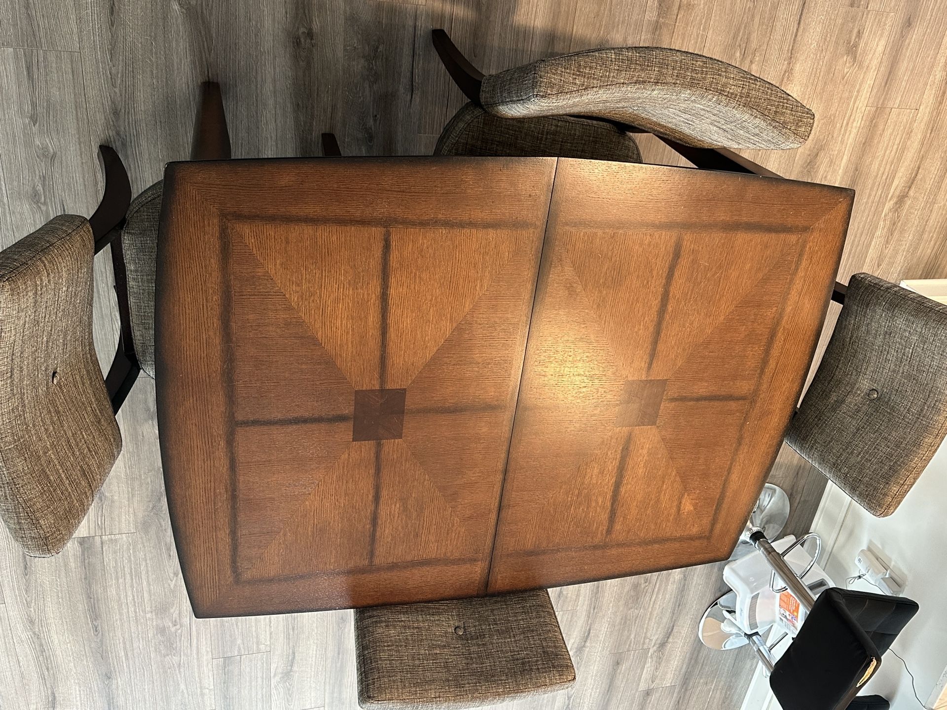 Extendable Dining Table 5 Pc