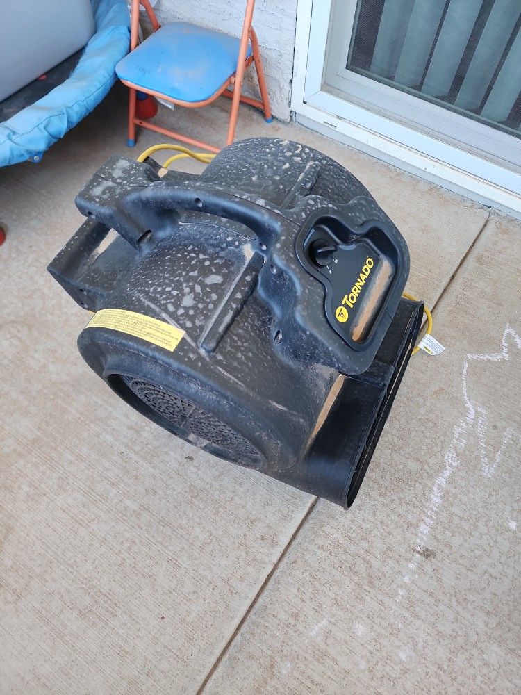 Tornado Floor Dryer $100