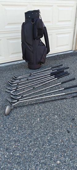 Full ( Right Hand) Golf Club Set with Carrying Bag