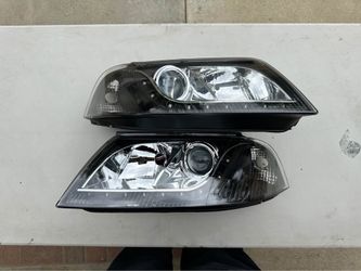 01-05 VW Passat LED Strip Projector Headlights