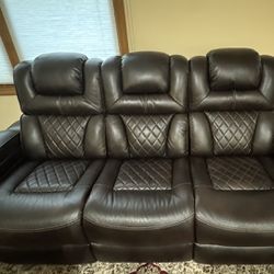 Recliner (couches) Black in Color 