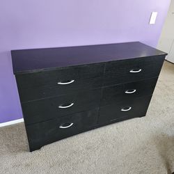 Dresser 6 drawer