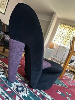 Vintage Y2K High Heel Velvet Shoe Chair Purple Leopard Print