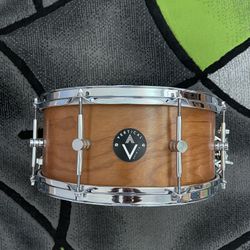 Vertical Intro 6.5x14 inch 6-Ply Snare Drum