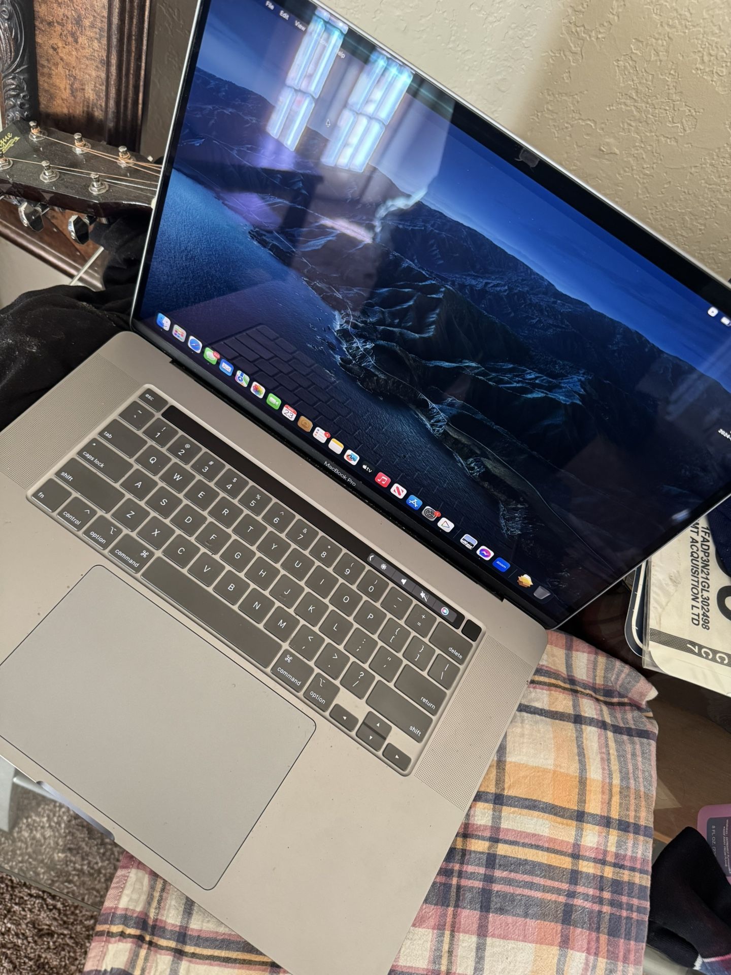 MacBook Pro Retina 16-inch (2019) - Core i7 - 32GB - SSD 512GB
