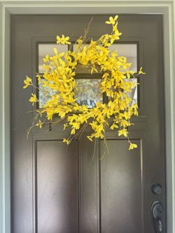 Beautiful Faux Summer Door Wreath 