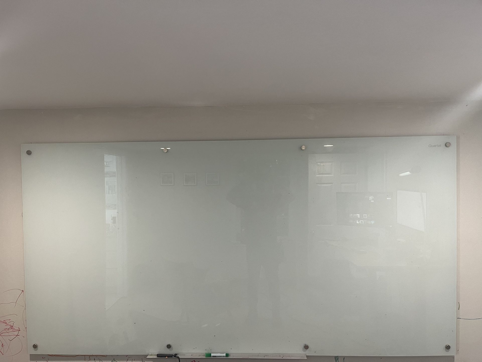 QUARTET GLASS BOARD 4ftx8ft