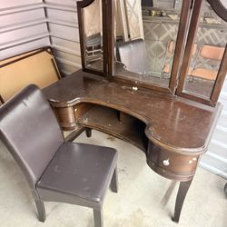 Vanity Make Up Dresser And Chair With Mirror