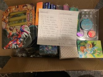 Pokémon paraphernalia + holo and non holo cards.