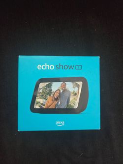 Amazon Echo Show 5 Smart Display