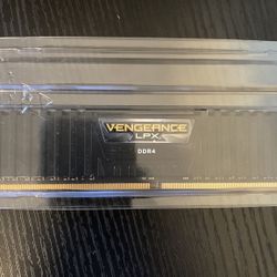 COSAIR VENGEANCE 1x 8 gb ram DDR4 2400mhz