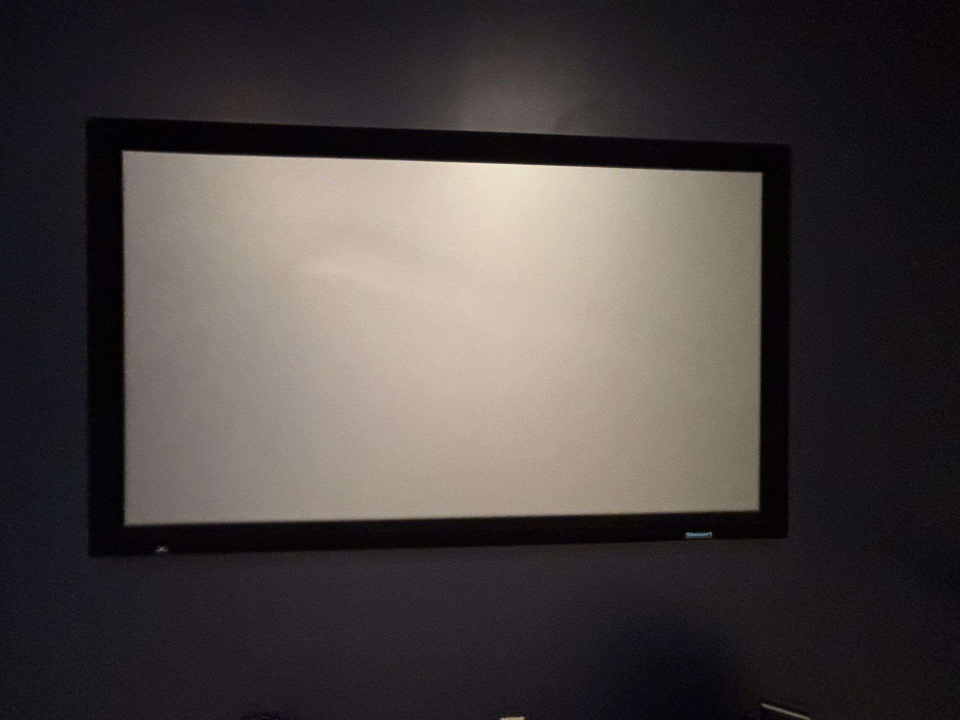 Stewart  Film Screen 110” Deluxe