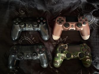 Lot of 4 PS4 DualShock 4 Controllers