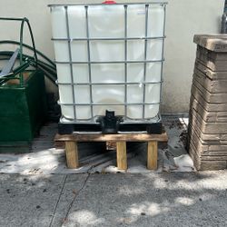 275 Gallon IBC Tote 