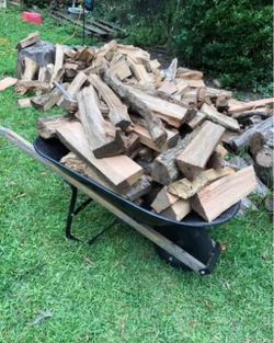 Seasoned Hardwood Firewood