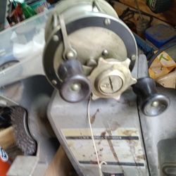 Pflueger. Williams Deep Sea Reel I Will Trade For A New Pair Of 6x9 Speakers For My Truck