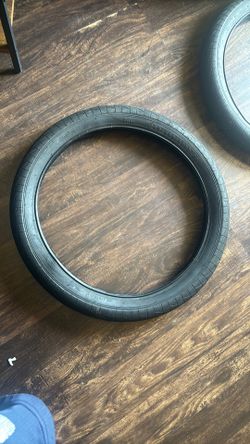 20x2.40 thick bmx tires ( comes with both tires)