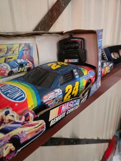 Jeff Gordon #24 NASCAR Remote Control Car