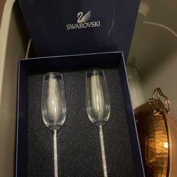 SWAROVSKI Crystalline Toasting Flutes (Set of 2)