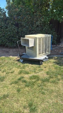 Side draft swamp cooler, new pads, new hoses new float