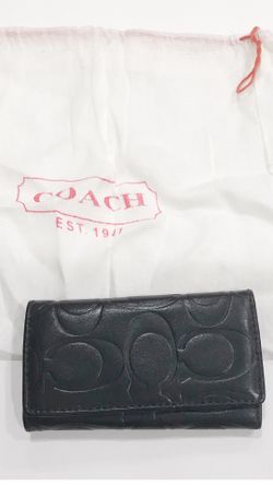 New Authentic coach key ring holder