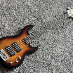 Bass G&L  Tribute L-2500 5-strings (active) 