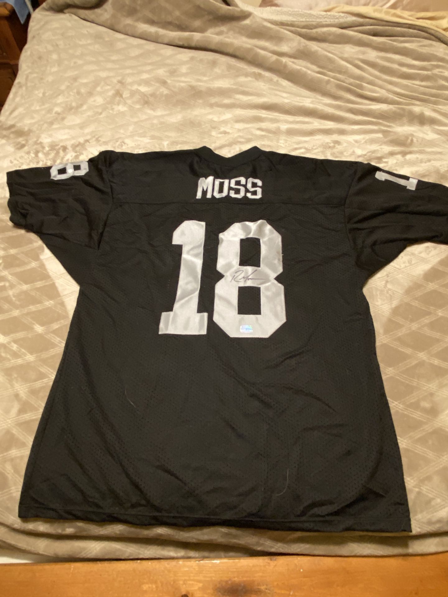 randy moss signed jersey